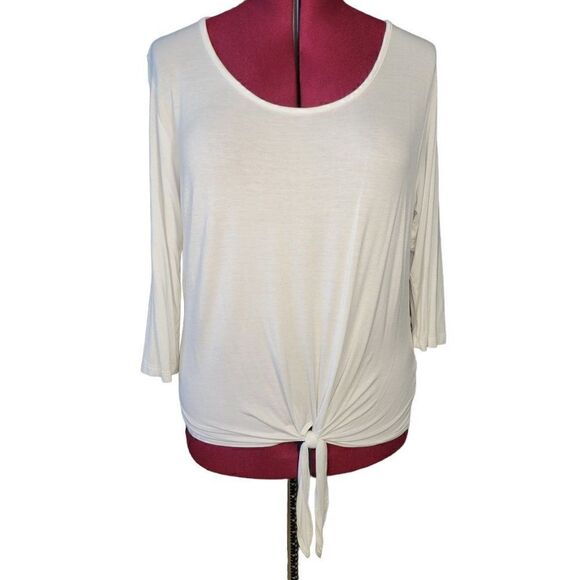 Cha Cha Vente Front Wrap Top (Size 1X) - Picture 1 of 7